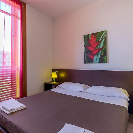 Vakantiehuis In Albarella Near Sandy Albarella Island
